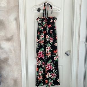 No Boundaries pant dress. Size L